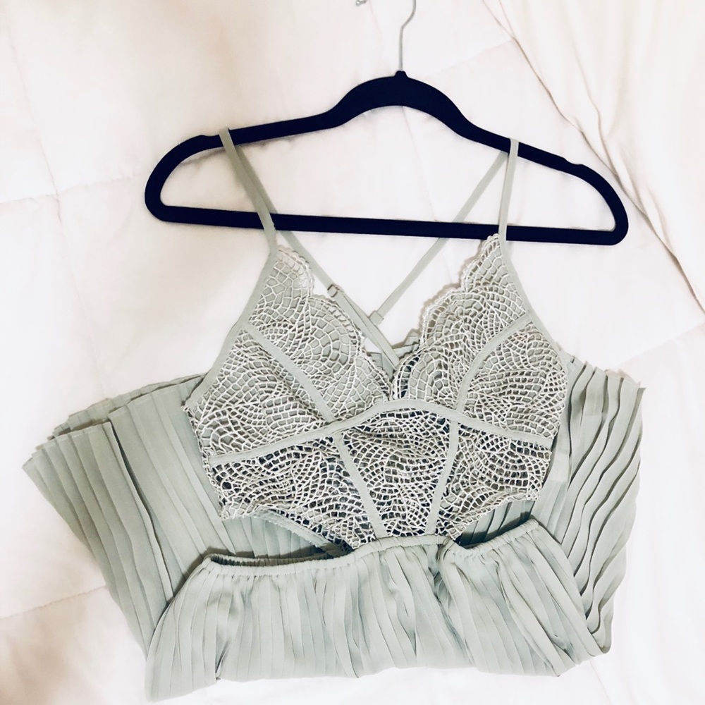 GREEN Lace shorts romper